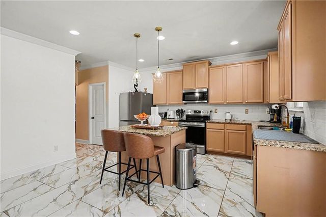 1406 Stone Ridge Court, Hampton, GA 30228