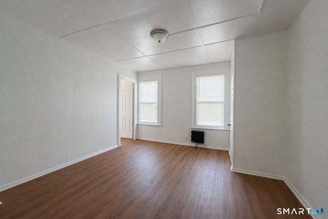 96 Franklin Street 2nd Floor, Meriden, CT 06450