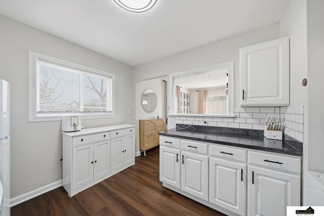 2721 N 38th Street, Lincoln, NE 68504