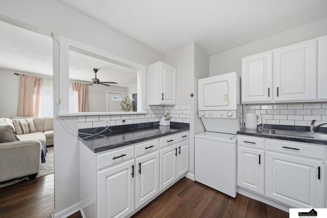 2721 N 38th Street, Lincoln, NE 68504