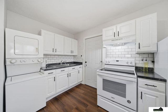 2721 N 38th Street, Lincoln, NE 68504