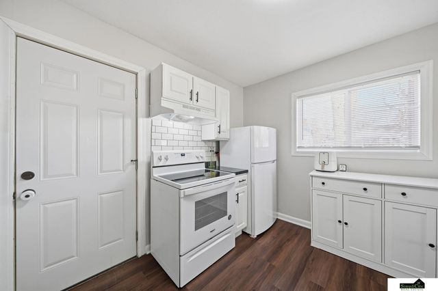 2721 N 38th Street, Lincoln, NE 68504