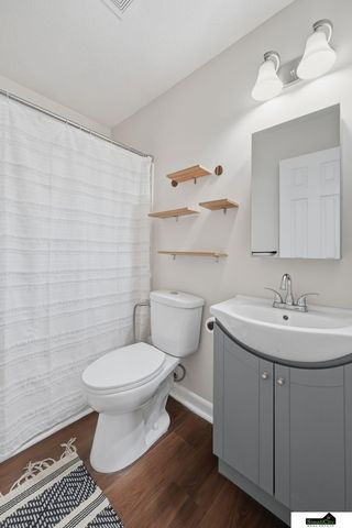 2721 N 38th Street, Lincoln, NE 68504