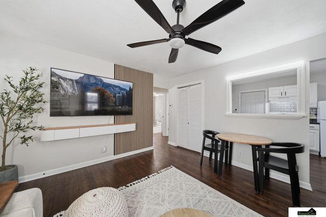 2721 N 38th Street, Lincoln, NE 68504