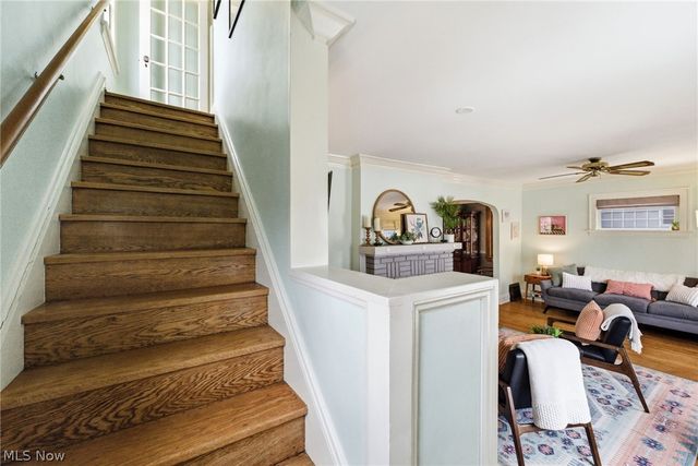 2080 Mars Avenue, Lakewood, OH 44107