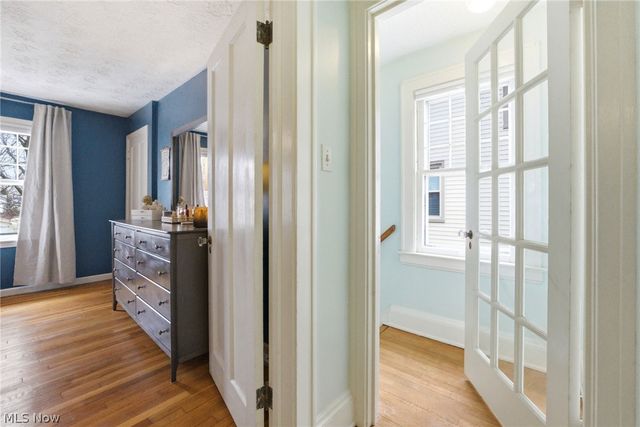 2080 Mars Avenue, Lakewood, OH 44107