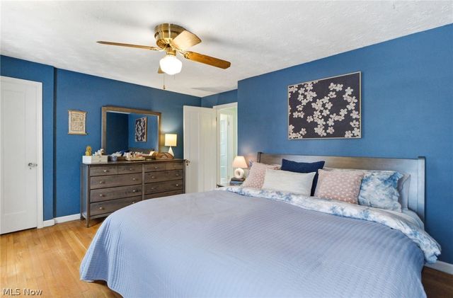 2080 Mars Avenue, Lakewood, OH 44107