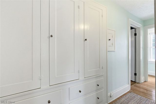 2080 Mars Avenue, Lakewood, OH 44107