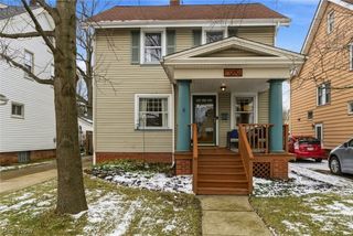 2080 Mars Avenue, Lakewood, OH 44107