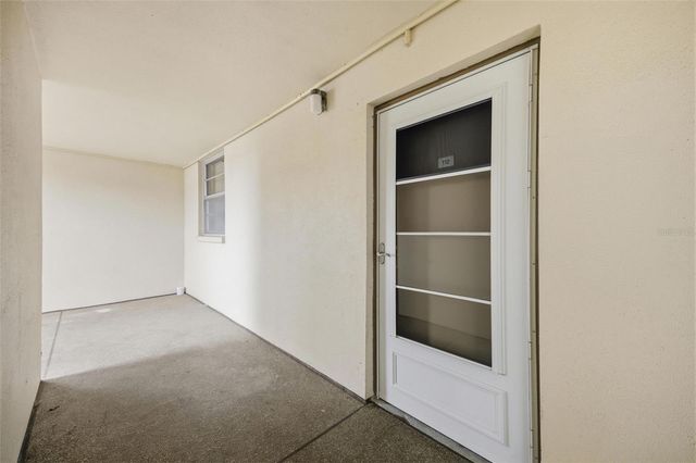 7465 BAY ISLAND DRIVE S 112, South Pasadena, FL 33707