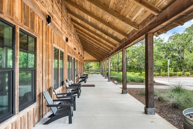 629 Meadow Lake Drive, Freeport, FL 32439