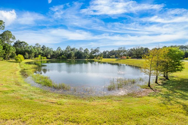 629 Meadow Lake Drive, Freeport, FL 32439