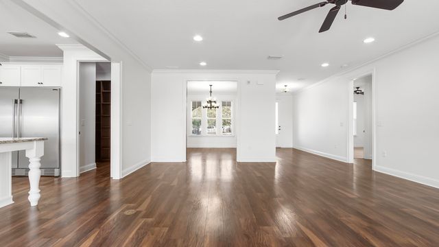 629 Meadow Lake Drive, Freeport, FL 32439