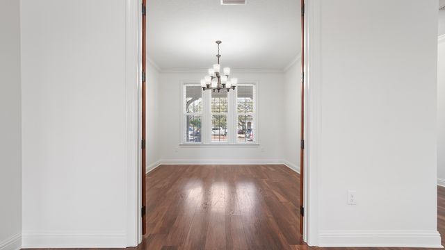 629 Meadow Lake Drive, Freeport, FL 32439