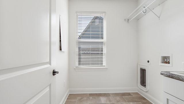 629 Meadow Lake Drive, Freeport, FL 32439