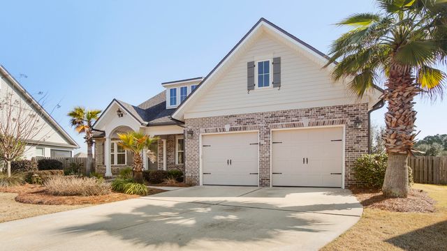 629 Meadow Lake Drive, Freeport, FL 32439