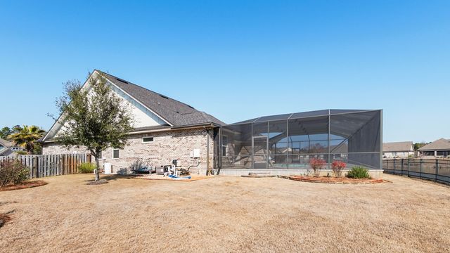 629 Meadow Lake Drive, Freeport, FL 32439