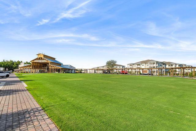 629 Meadow Lake Drive, Freeport, FL 32439