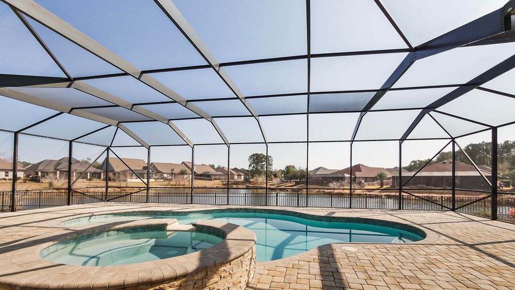 629 Meadow Lake Drive, Freeport, FL 32439