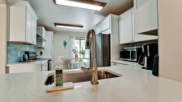 2407 QUAIL COURT, Bradenton, FL 34209