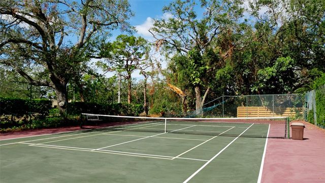 2407 QUAIL COURT, Bradenton, FL 34209
