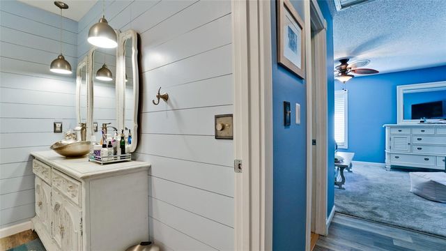 2407 QUAIL COURT, Bradenton, FL 34209