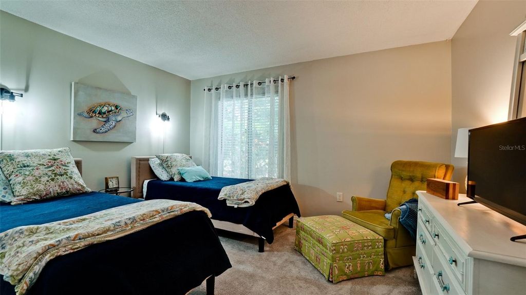 Image 34 of property listing at 2407 QUAIL COURT, Bradenton, FL 34209