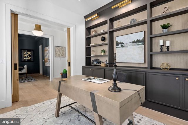 6526 BYRNES DR, Mclean, VA 22101