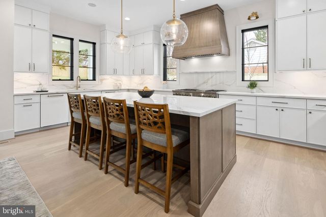 6526 BYRNES DR, Mclean, VA 22101