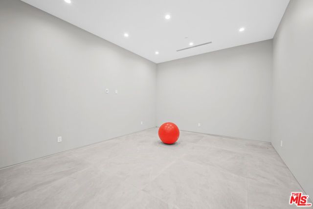 213 N Palm Drive, Beverly Hills, CA 90210