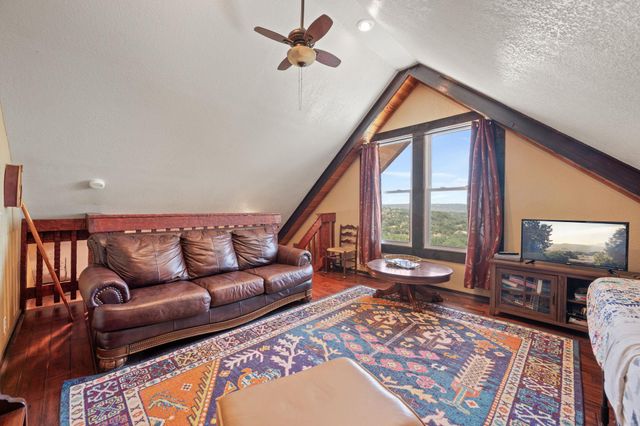 28525 Paradise Manor DR, Marble Falls, TX 78654