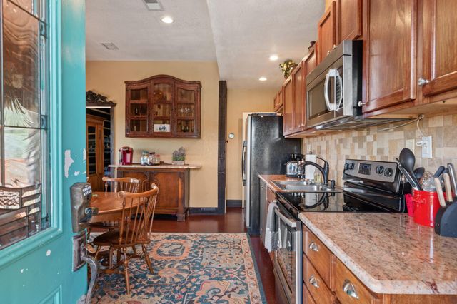 28525 Paradise Manor DR, Marble Falls, TX 78654