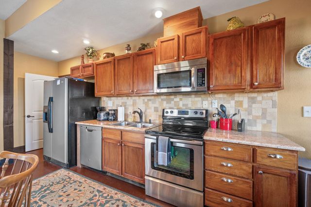 28525 Paradise Manor DR, Marble Falls, TX 78654