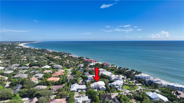 2038 Ocean Ridge Circle, Vero Beach, FL 32963