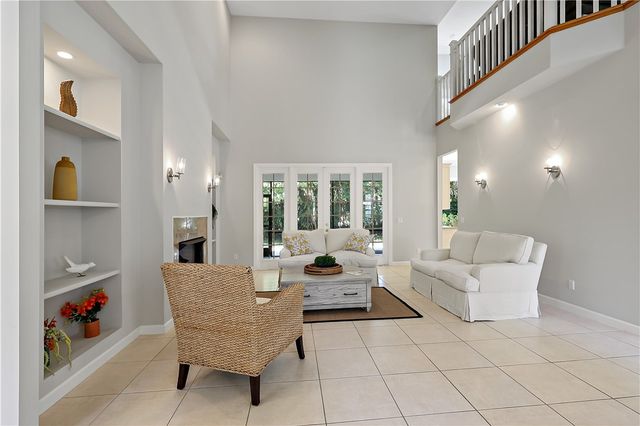 2038 Ocean Ridge Circle, Vero Beach, FL 32963