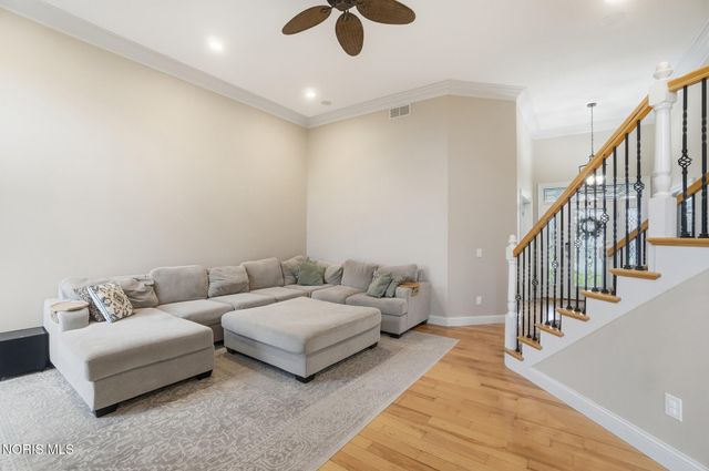 14677 Lake Meadows Drive, Perrysburg, OH 43551