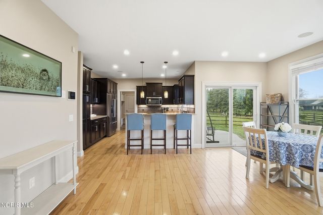 14677 Lake Meadows Drive, Perrysburg, OH 43551