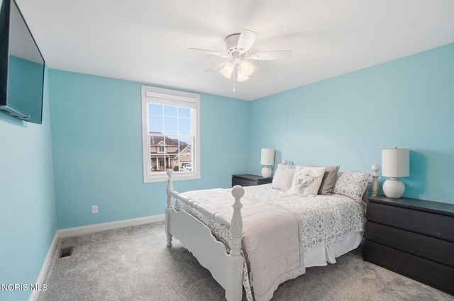 14677 Lake Meadows Drive, Perrysburg, OH 43551