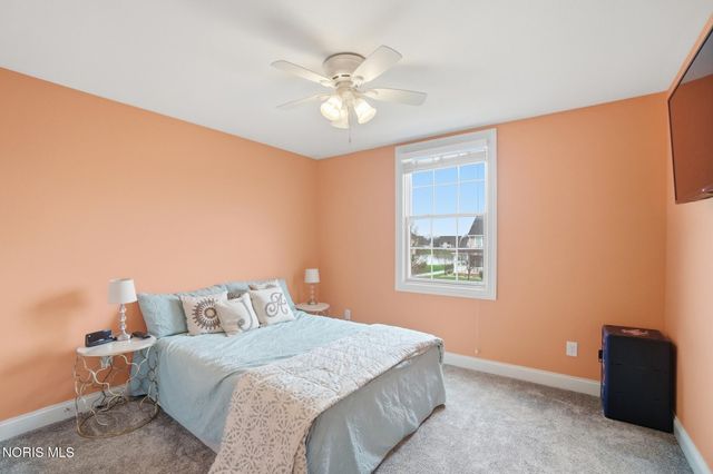 14677 Lake Meadows Drive, Perrysburg, OH 43551