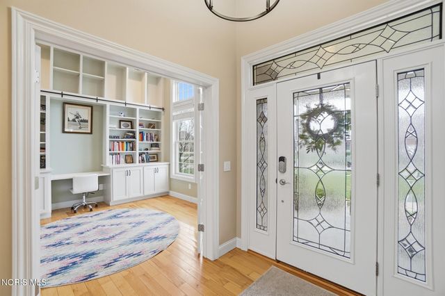 14677 Lake Meadows Drive, Perrysburg, OH 43551