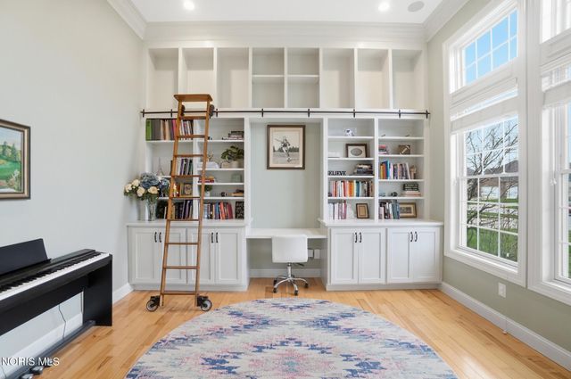 14677 Lake Meadows Drive, Perrysburg, OH 43551