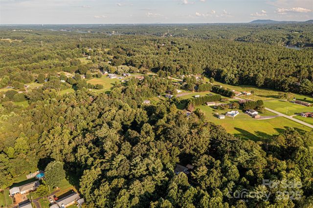0000 Dry Ponds Road, Granite Falls, NC 28645