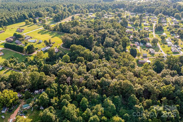 0000 Dry Ponds Road, Granite Falls, NC 28645