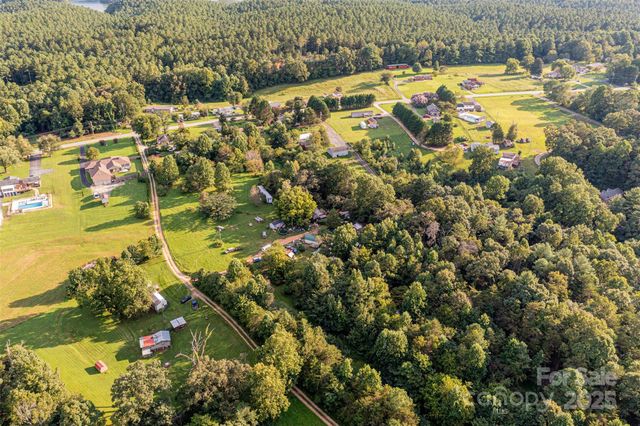 0000 Dry Ponds Road, Granite Falls, NC 28645