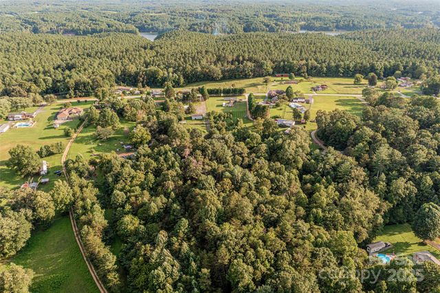 0000 Dry Ponds Road, Granite Falls, NC 28645
