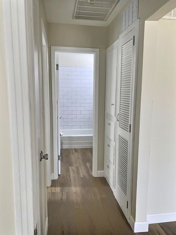 157 S Turkle Ave, Haysville, KS 67060