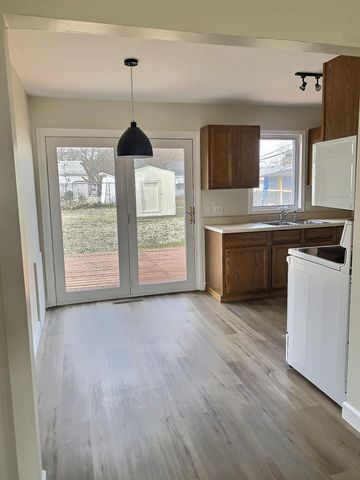 157 S Turkle Ave, Haysville, KS 67060