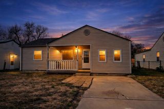 157 S Turkle Ave, Haysville, KS 67060