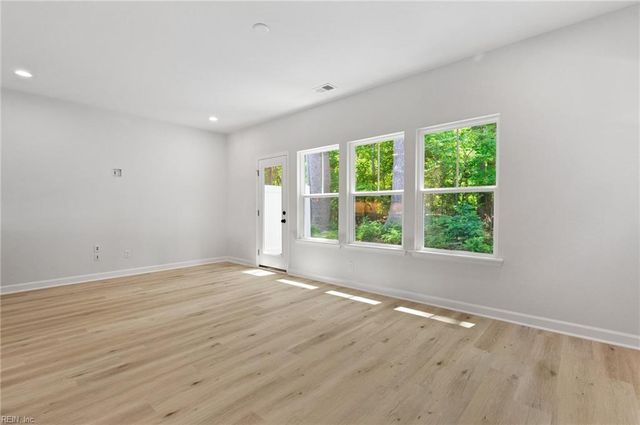 1008 Serene Rd Unit 103, Suffolk, VA 23435