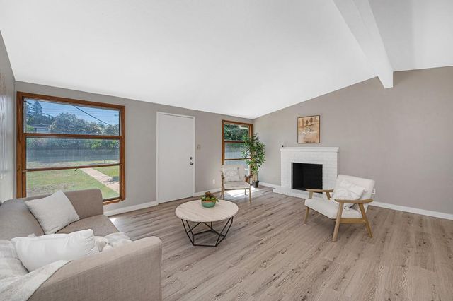 2012 Belcot Rd, Sacramento, CA 95825